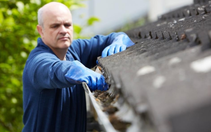 Gutter Cleaning in Pen-y-fai
