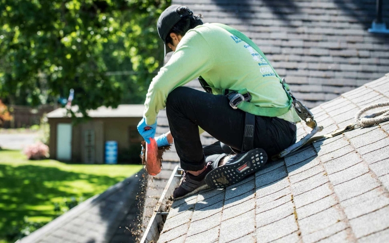 Gutter Cleaning in Treorchy