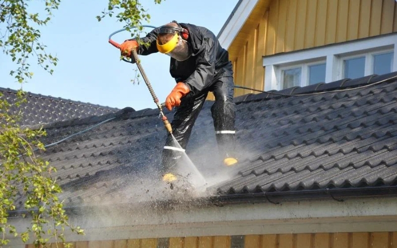Gutter Cleaning in Coychurch